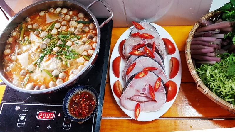 Cách nấu lẩu cá bóp măng chua cay ngon, hấp dẫn