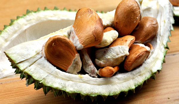 Hạt sầu riêng có ăn được không? Nếu ăn được thì cách sử dụng ra sao?