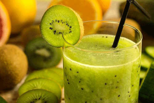Nước ép kiwi có tác dụng gì? Cách làm nước ép kiwi ngon thơm tại nhà
